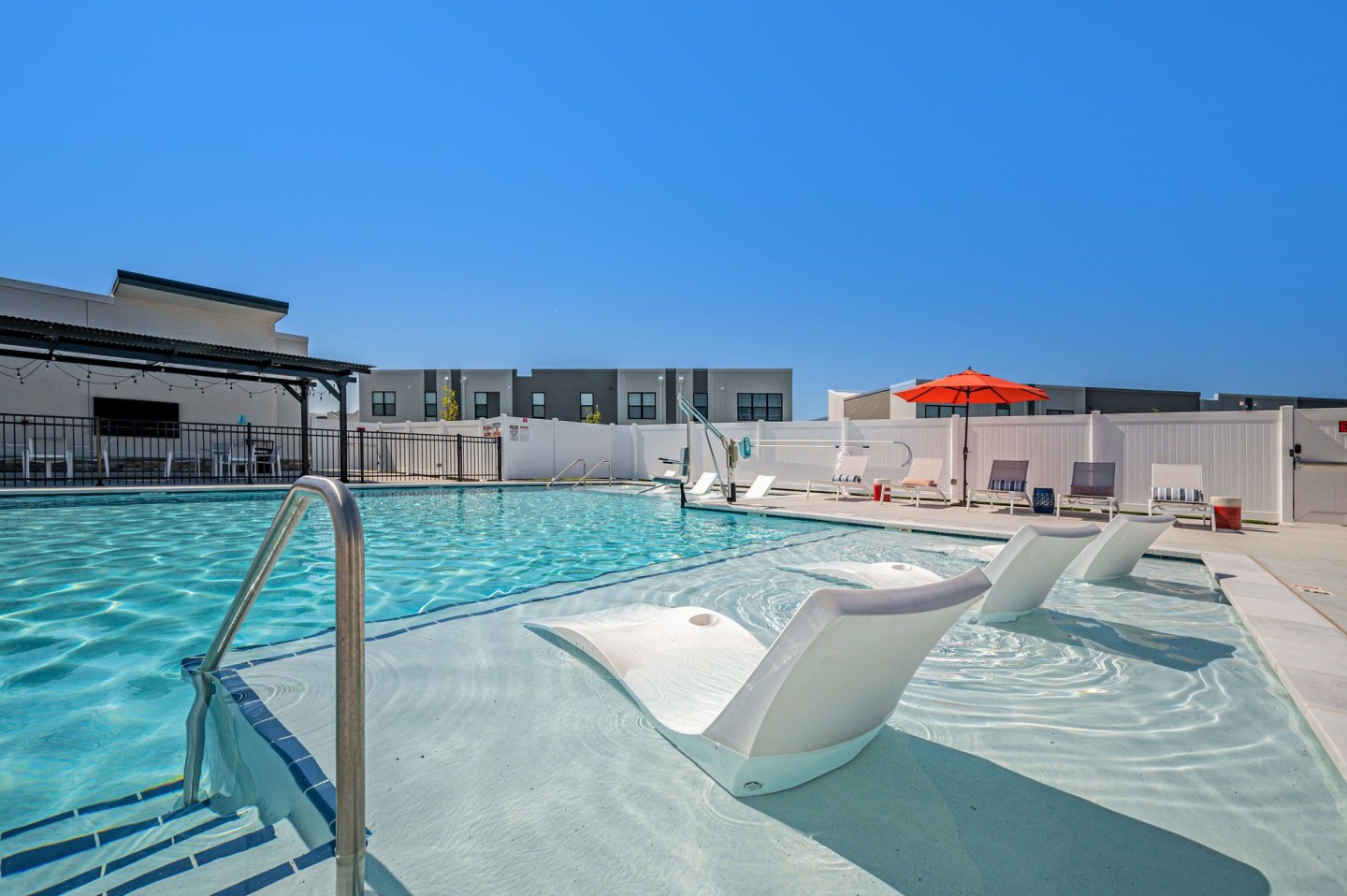 Vanguard Villas Image 28