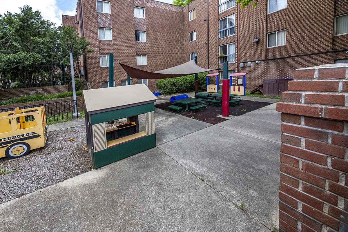 Affordable Housing - The Pentacle Group Apartments - Tax Credit Image 17