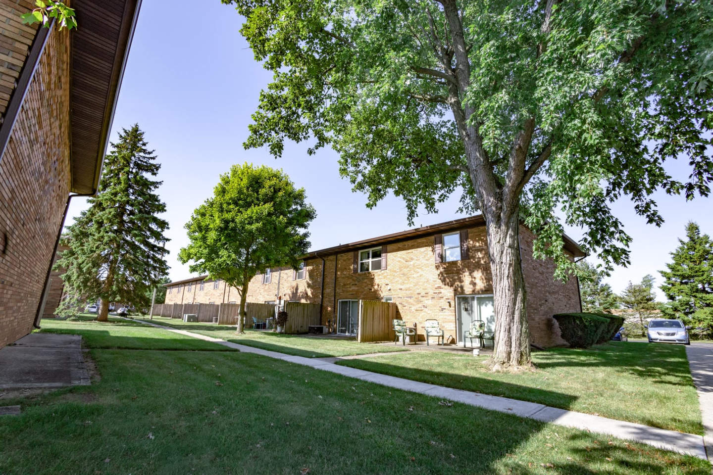 Somerset Apartments Image 18