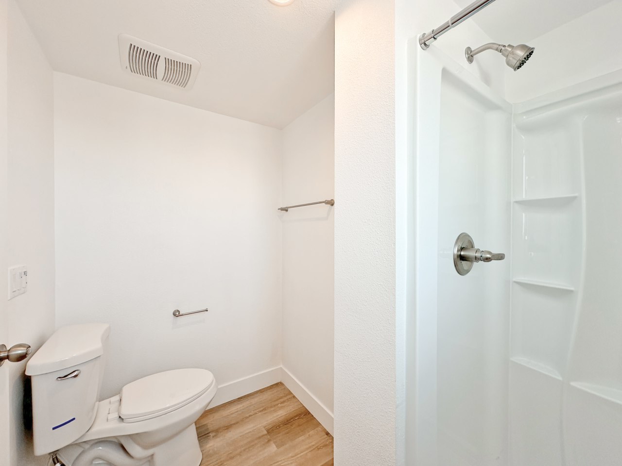 TL 1361 W 35th St - Co-Living Image 17