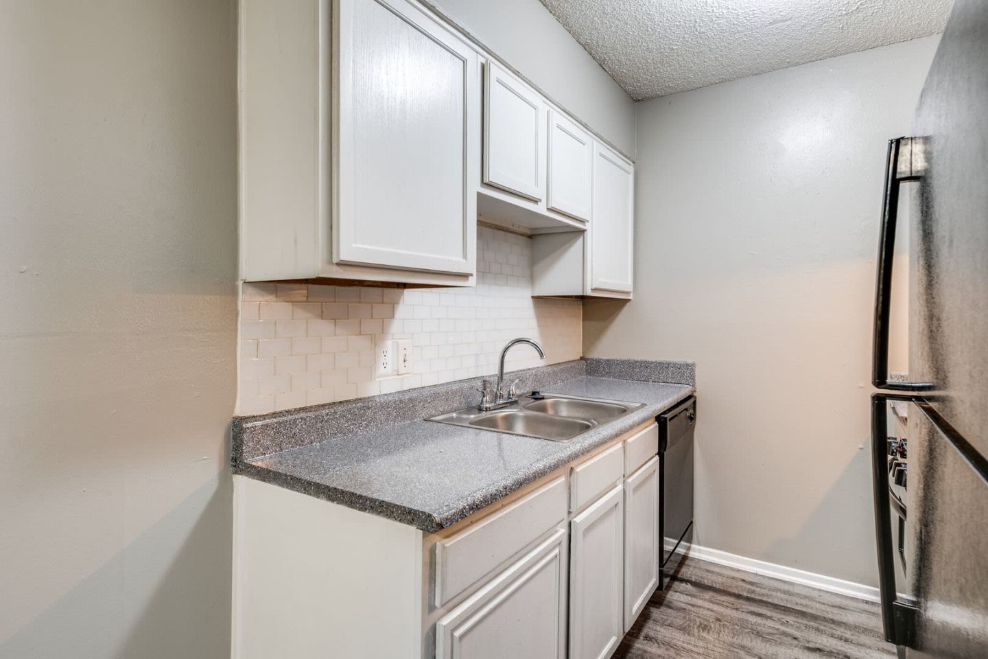 Sky Landing Apartments Image 36