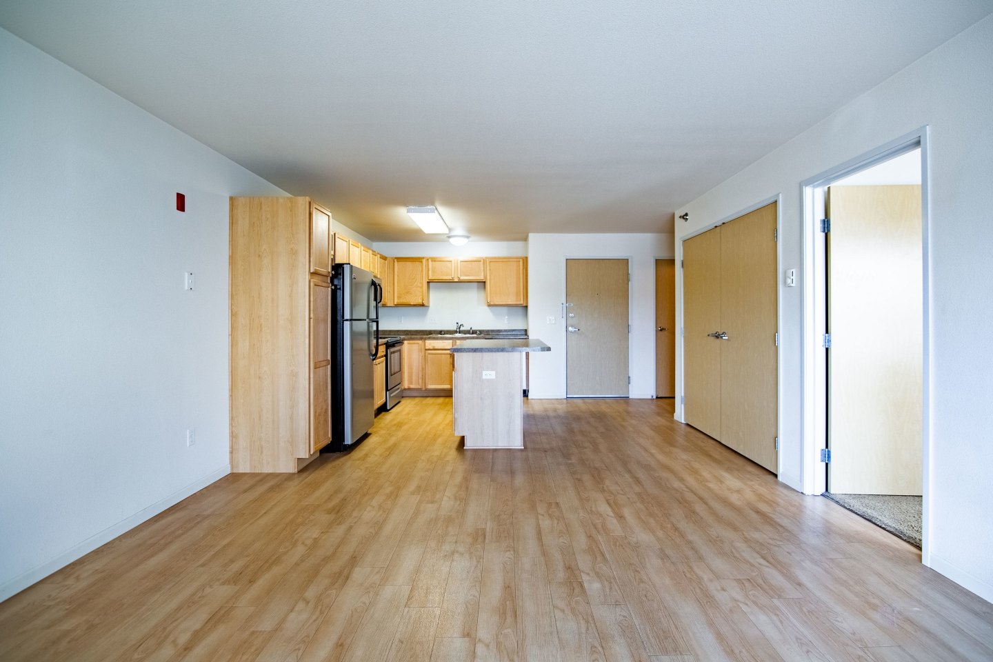Collins Place Apartments Image 11