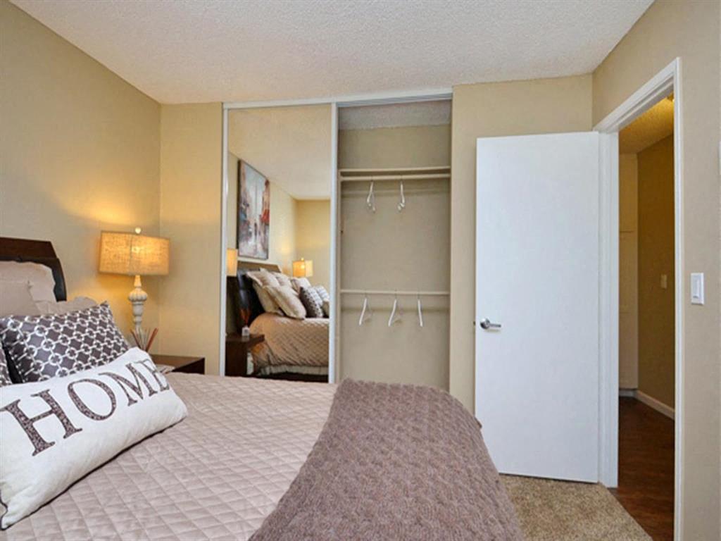 Bluffs at Carlsbad Apartments Image 19