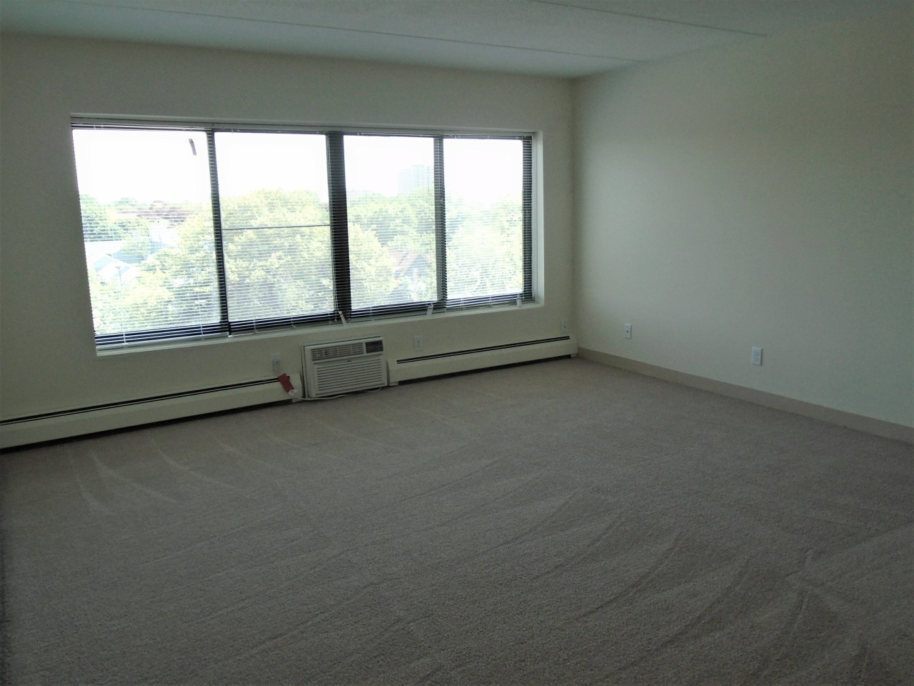 John Snell Apartments Image 12