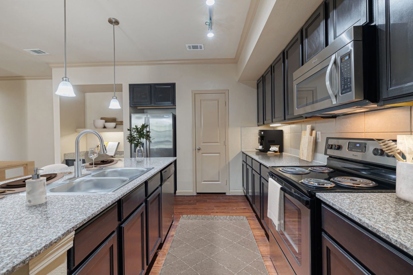 Dolce Living Rosenberg Image 32