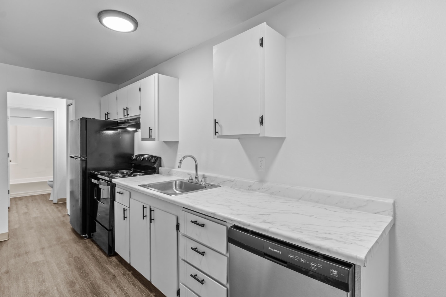 Creekside Apartments Image 11