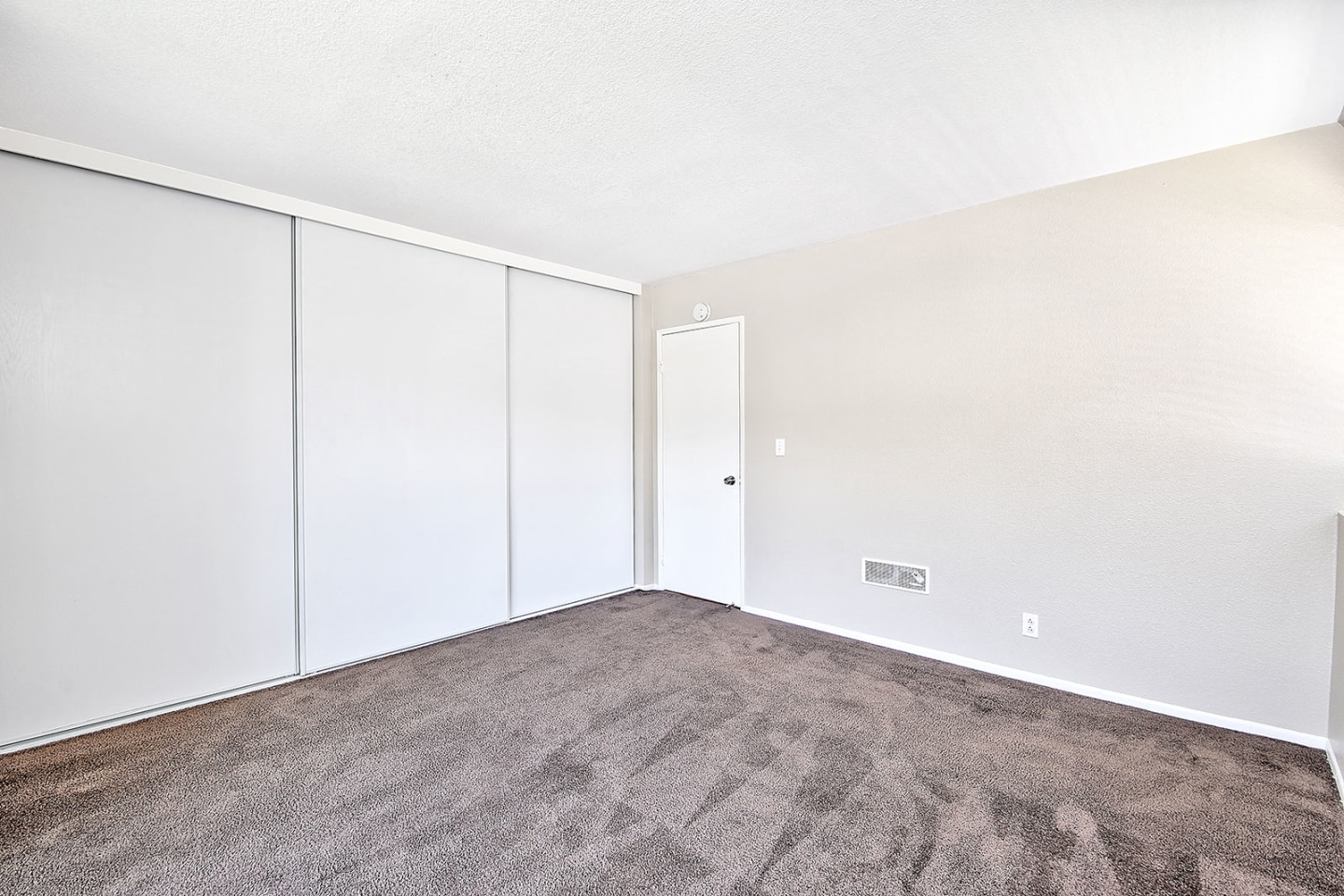Woodside Village Apartments Image 3