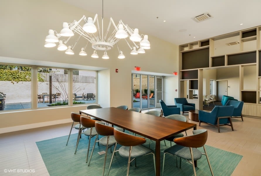 Carver Slowe Apartments Image 16