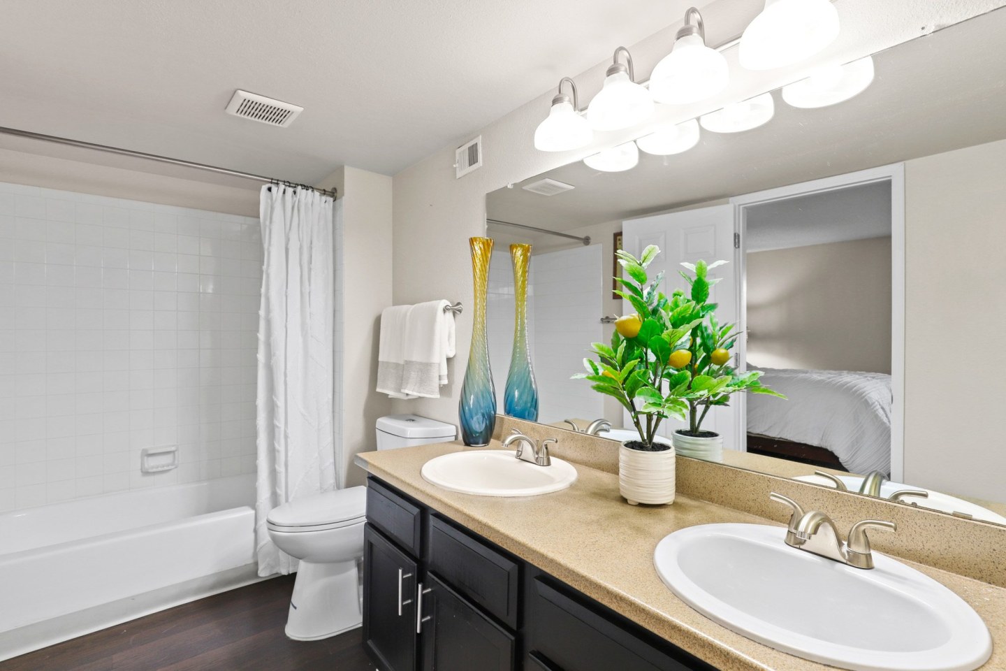 Silver Reef Apartments Image 14