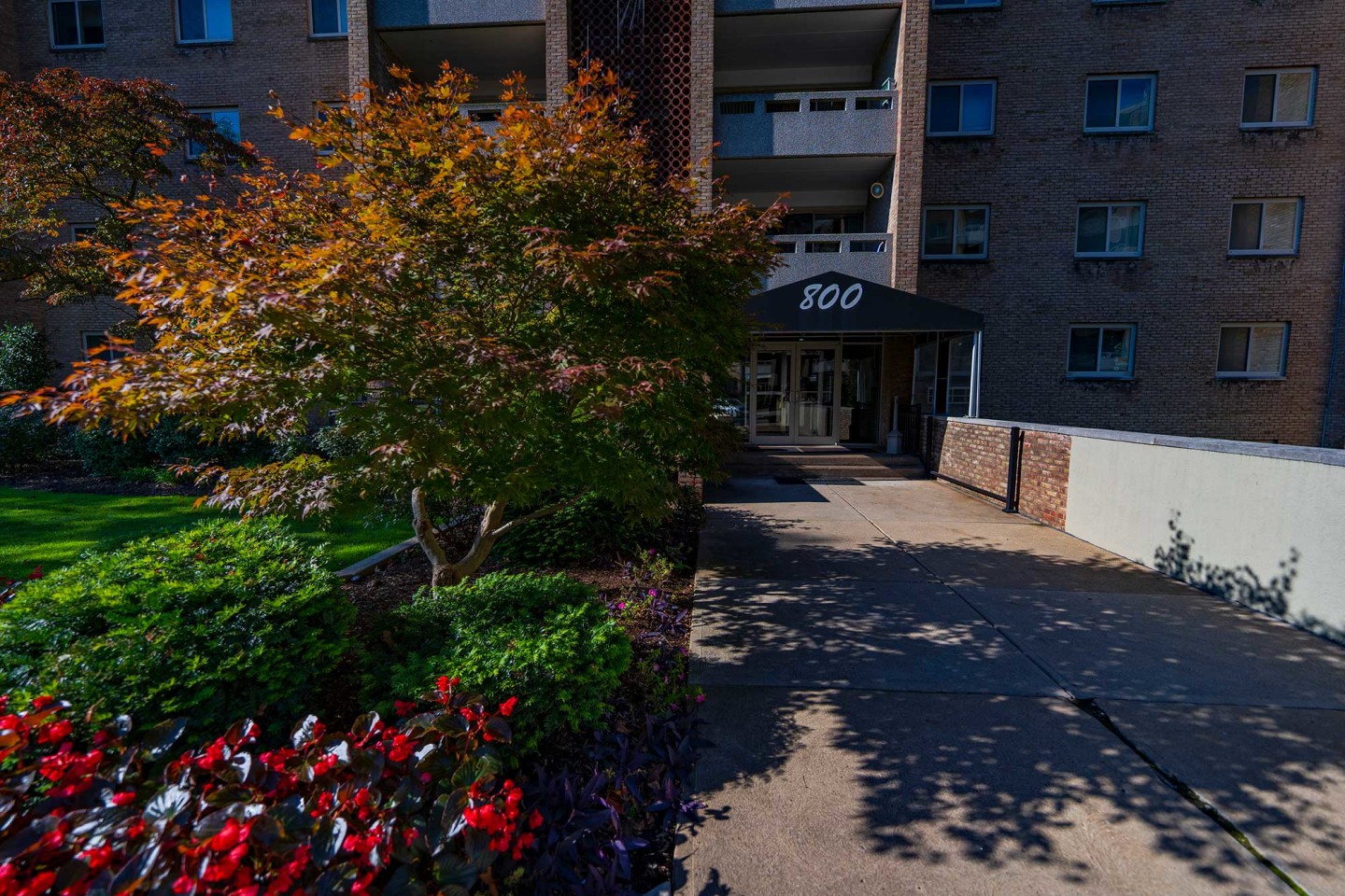 Laurel Village Apartments Image 33