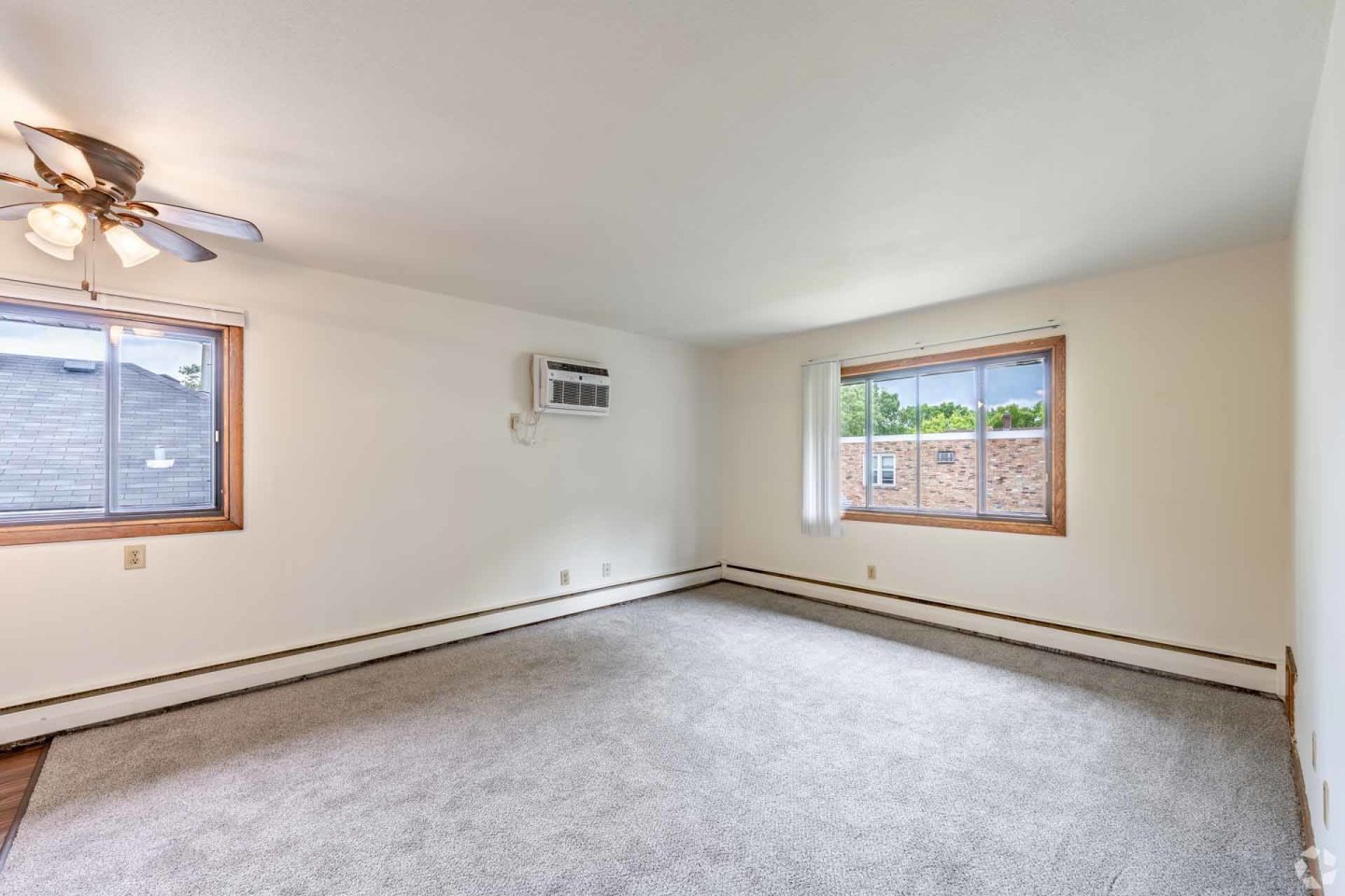 Minnehaha Apartments Image 2