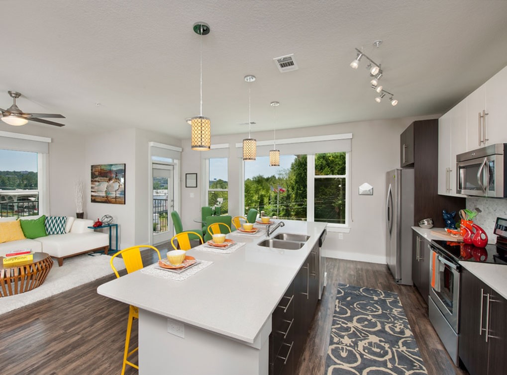 AMLI Piedmont Heights Image 3