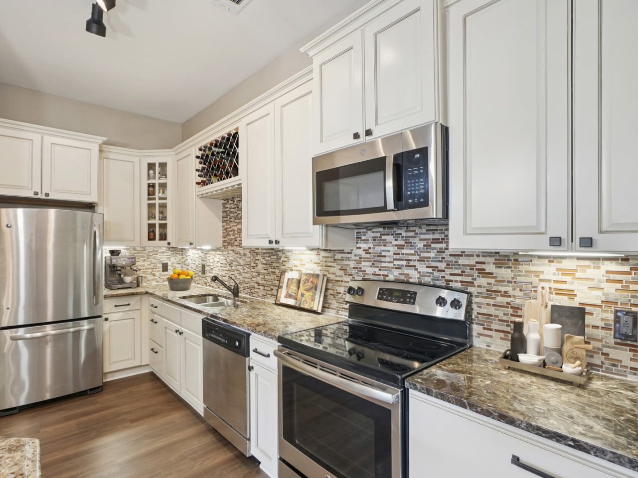 Bradford Cary Image 3