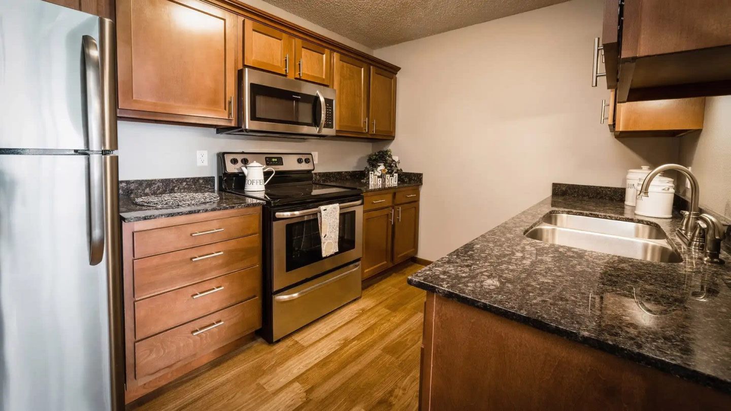 Greystone Apartments Image 4