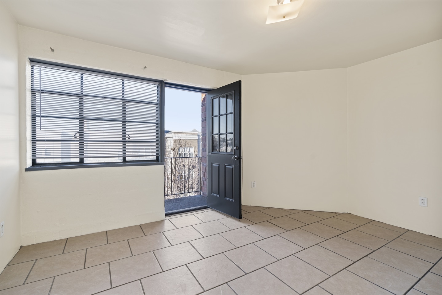 Collins Terrace Image 5
