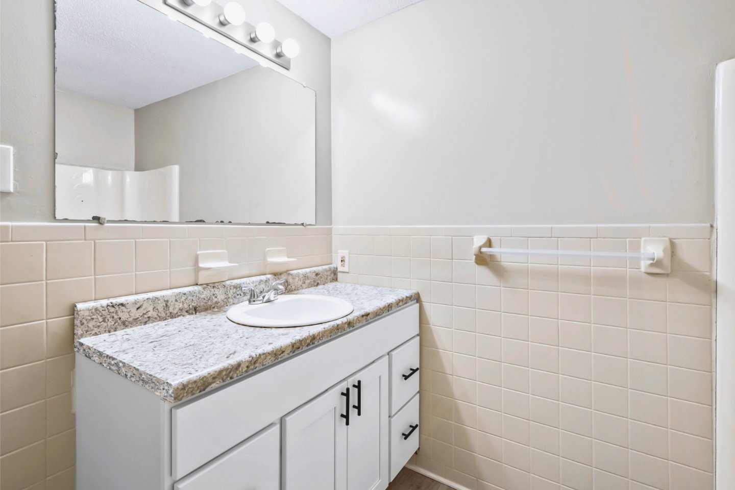 North Ingleside Townhomes Image 22
