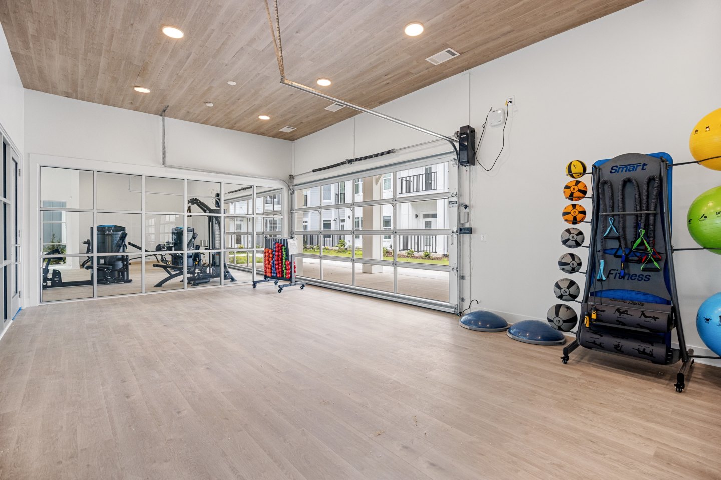 Oak Grove at Blake Farm - Active Adult Apartment Homes Image 17