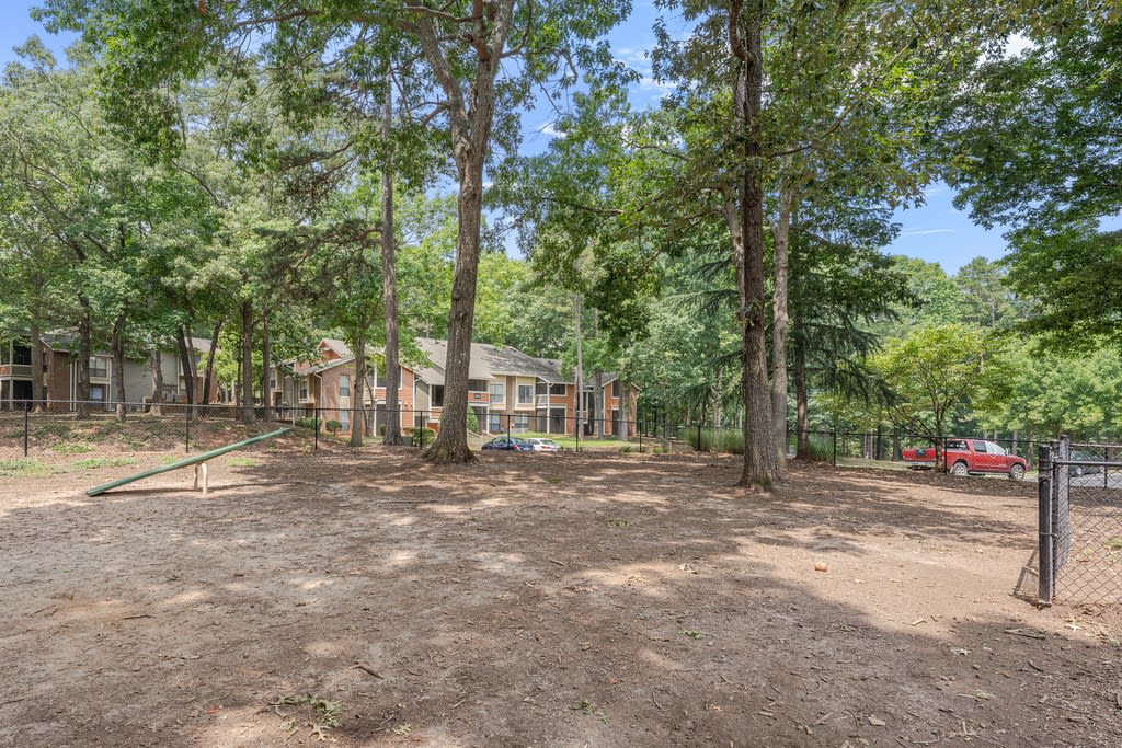The Retreat at Lake Johnson Apartments Image 27