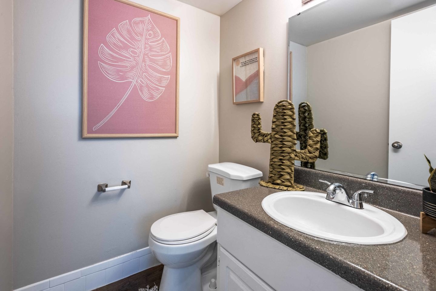 Grand Arbor Reserve Apartment Homes Image 14