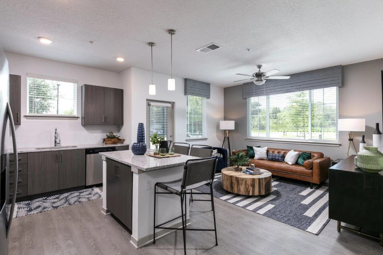 Enclave at 3230 Image 4