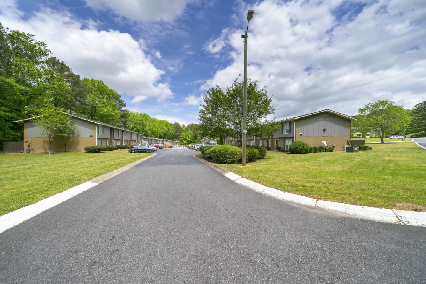 Twelve Oaks Image 3