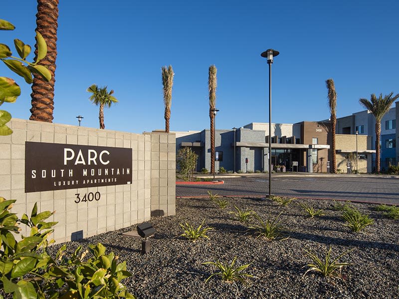 Parc South Mountain Image 28
