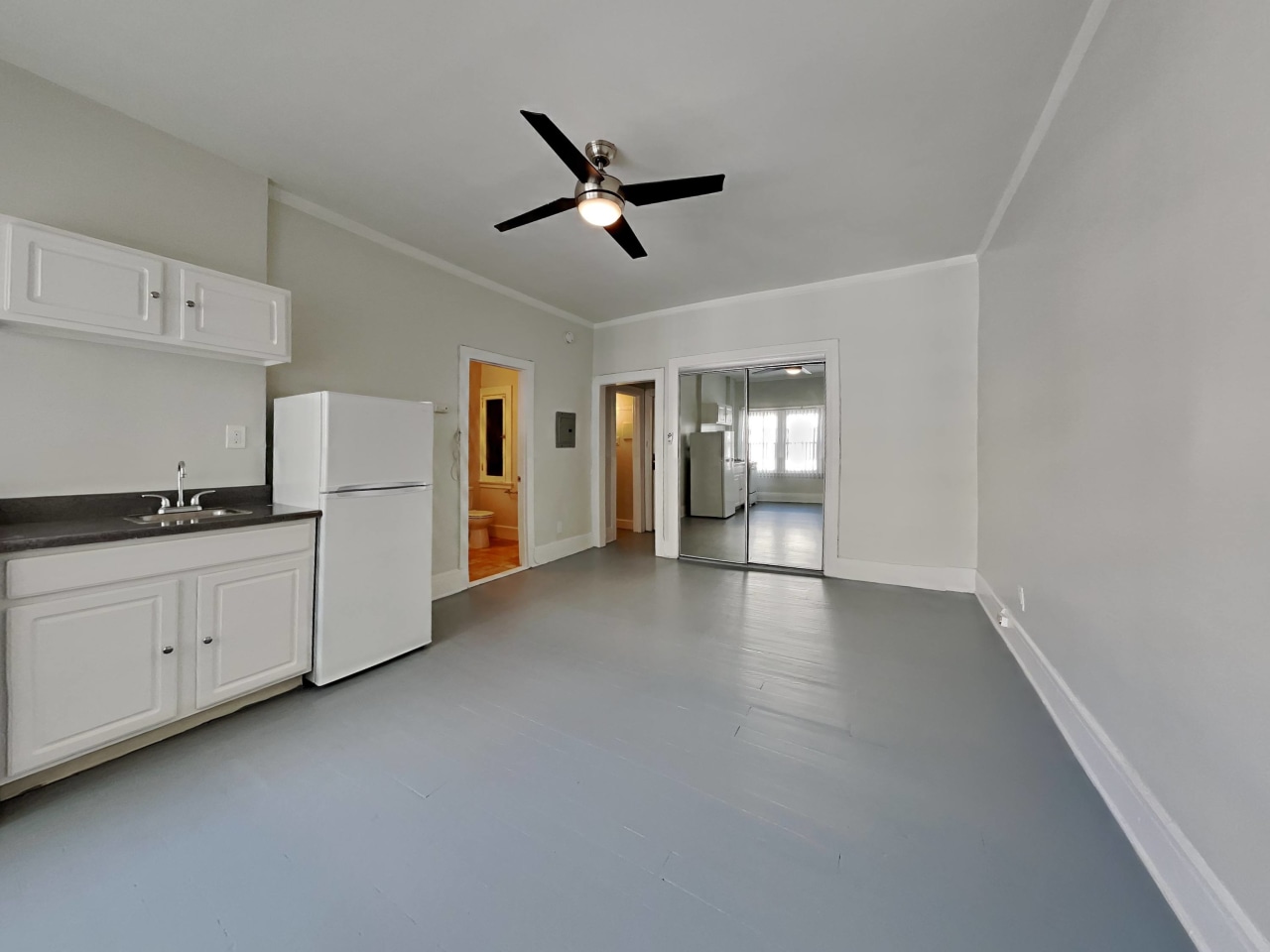 6434 Yucca Street Image 11