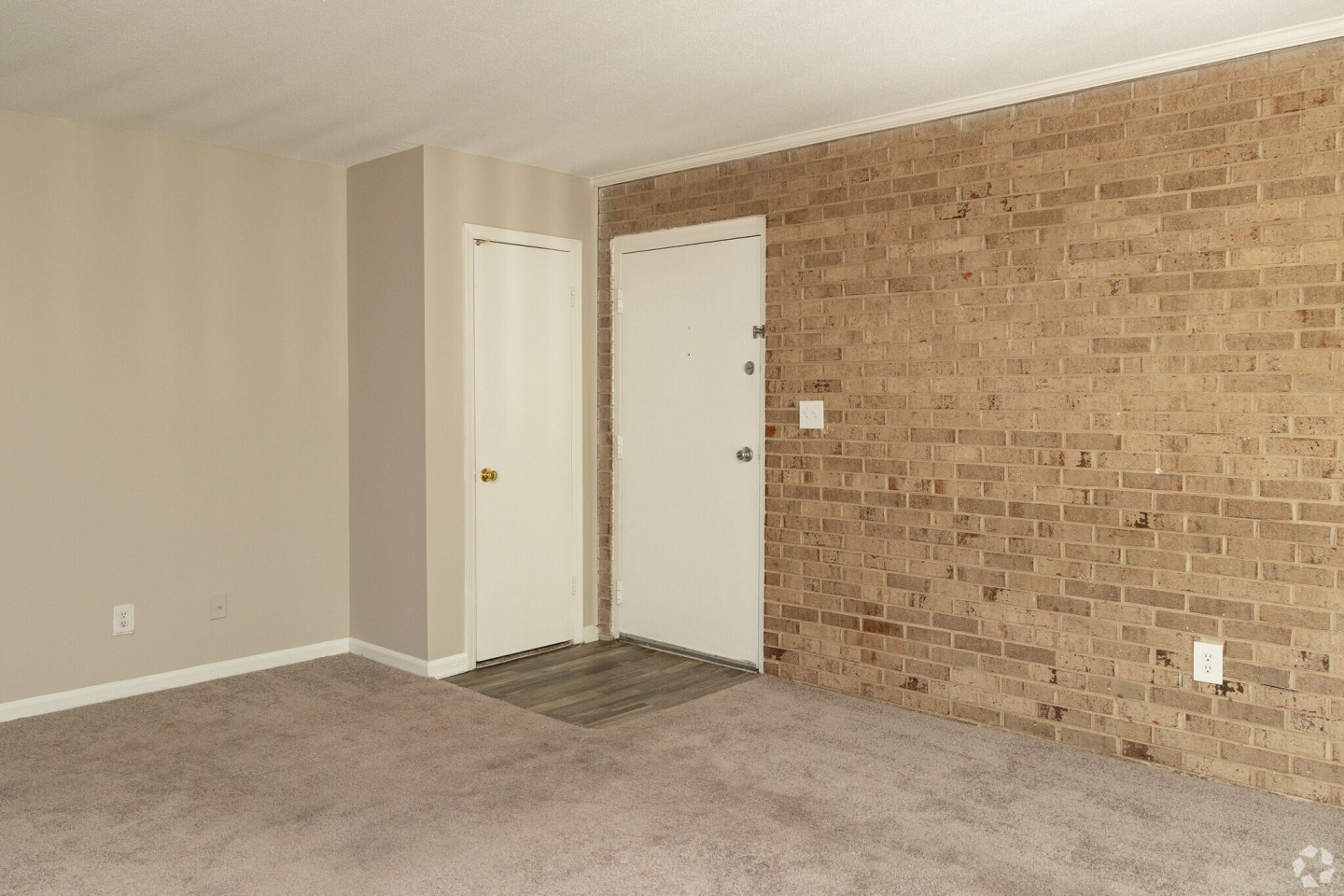 Residences at 1805 Image 3