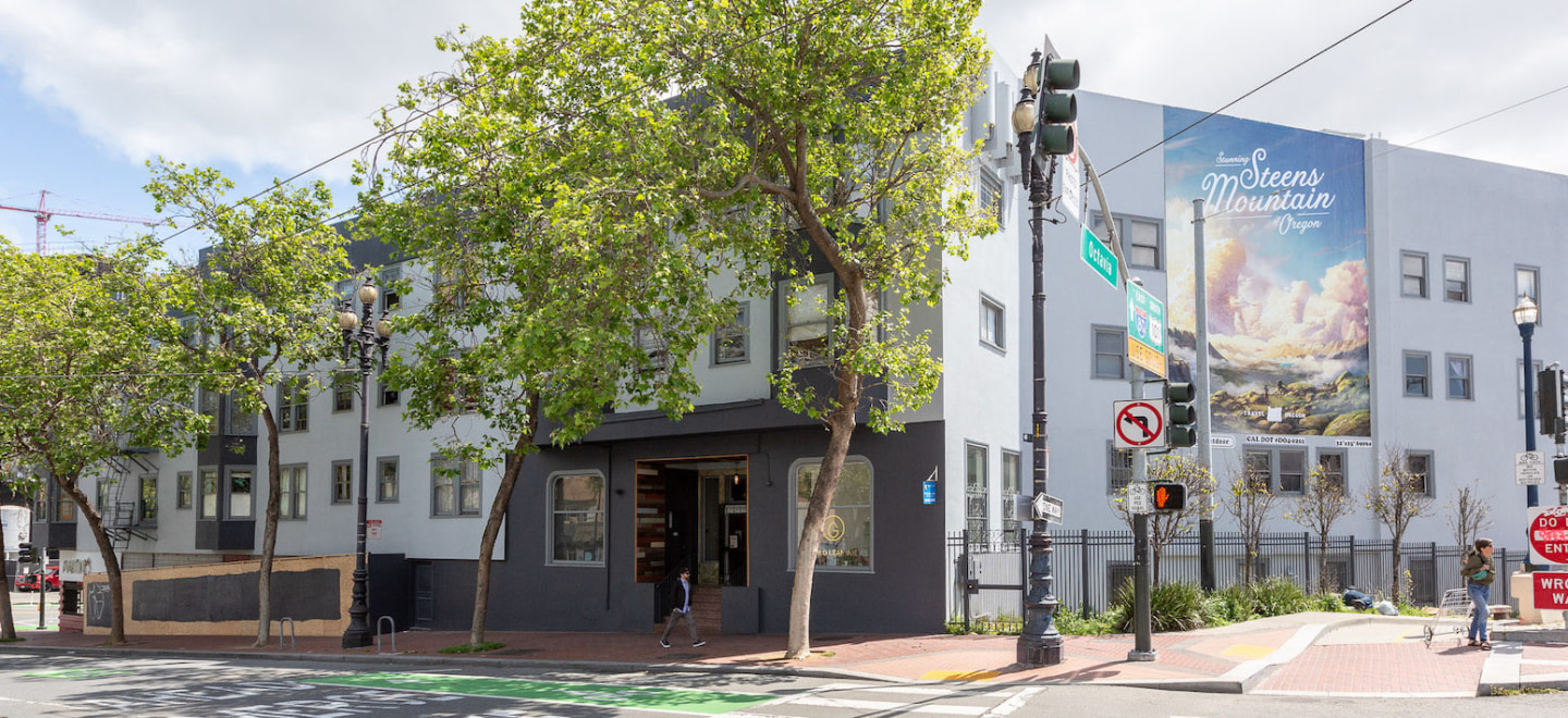 1745 Market Image 7