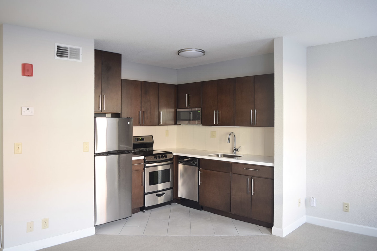 Kenwood Image 22