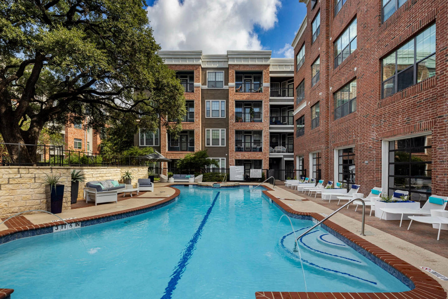 AMLI Eastside Image 2