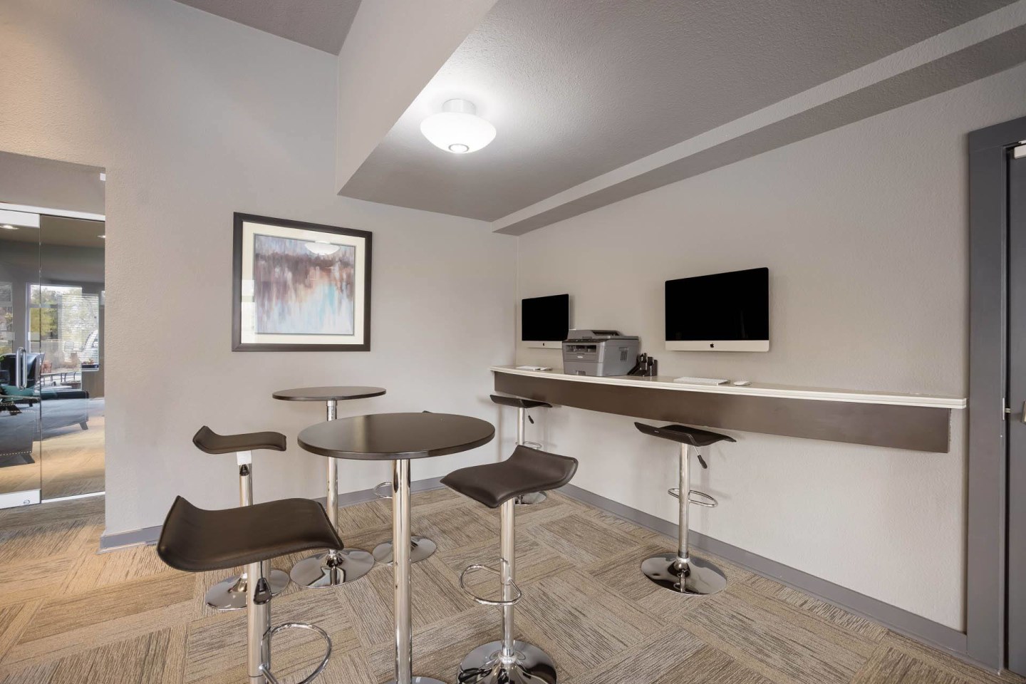 Woodland Hills Apartments Image 35