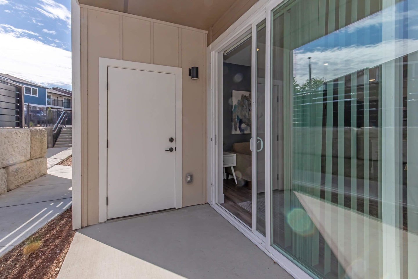 Lakeview Apartments Image 3