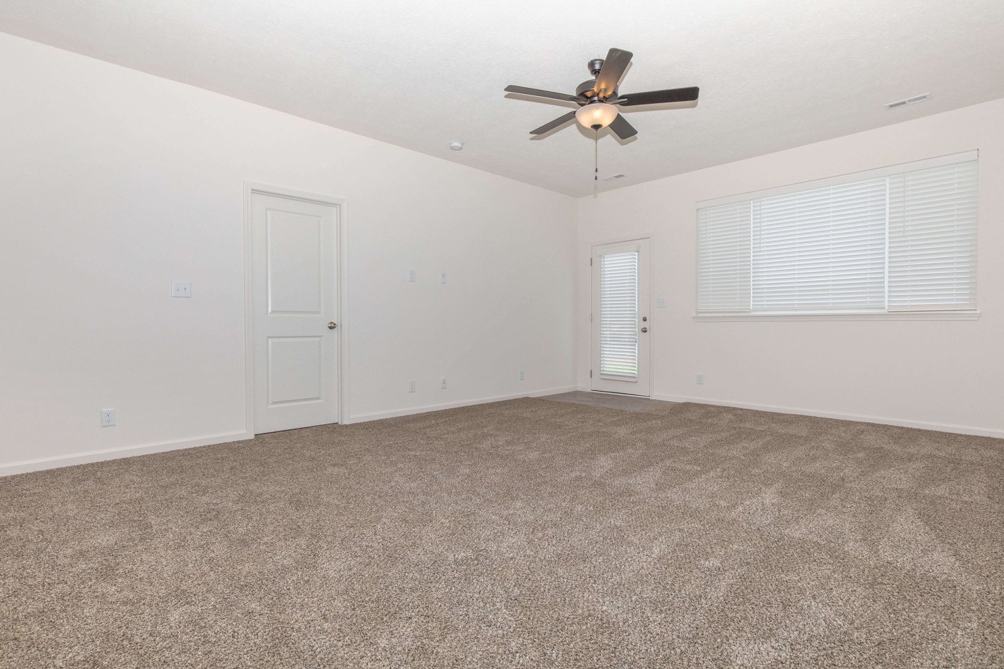 Avalon Bluffs Image 102