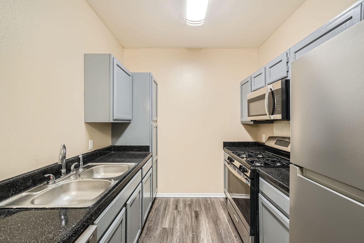 Bellwood Apartments Image 12