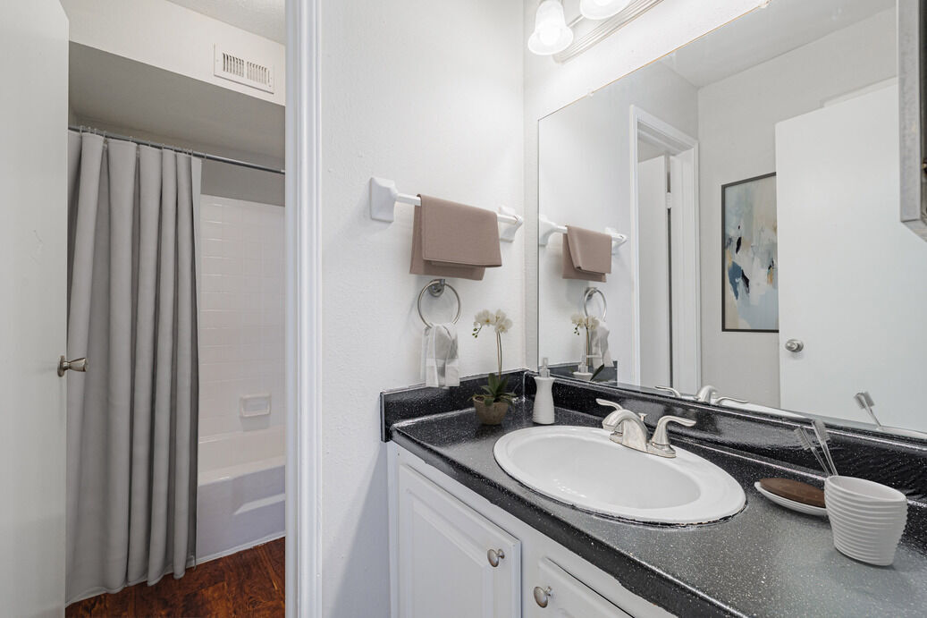 Nottingham Residences Image 9