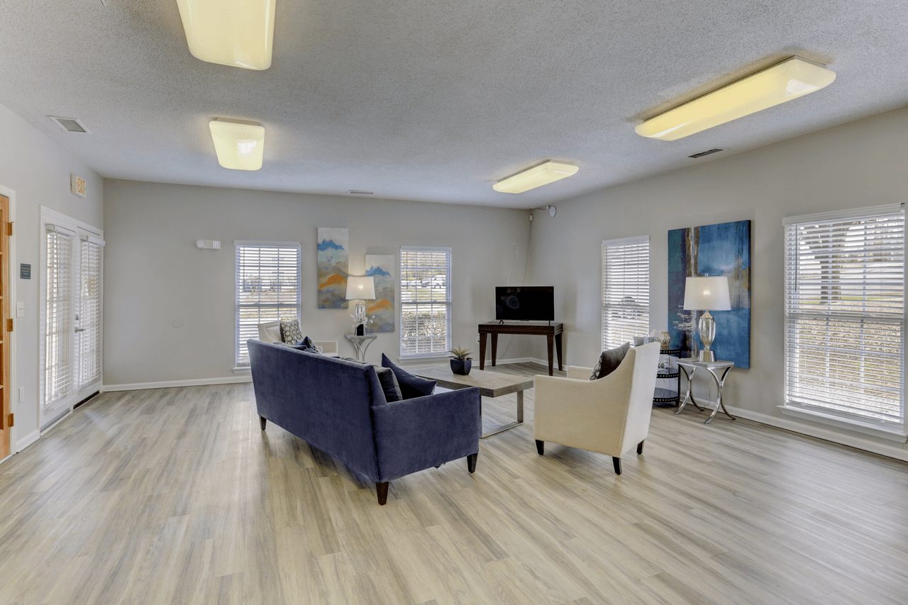 Forest Glen Image 22
