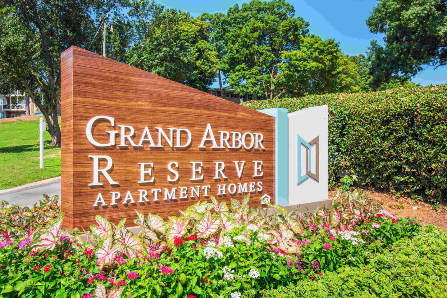 Grand Arbor Reserve Apartment Homes Image 40