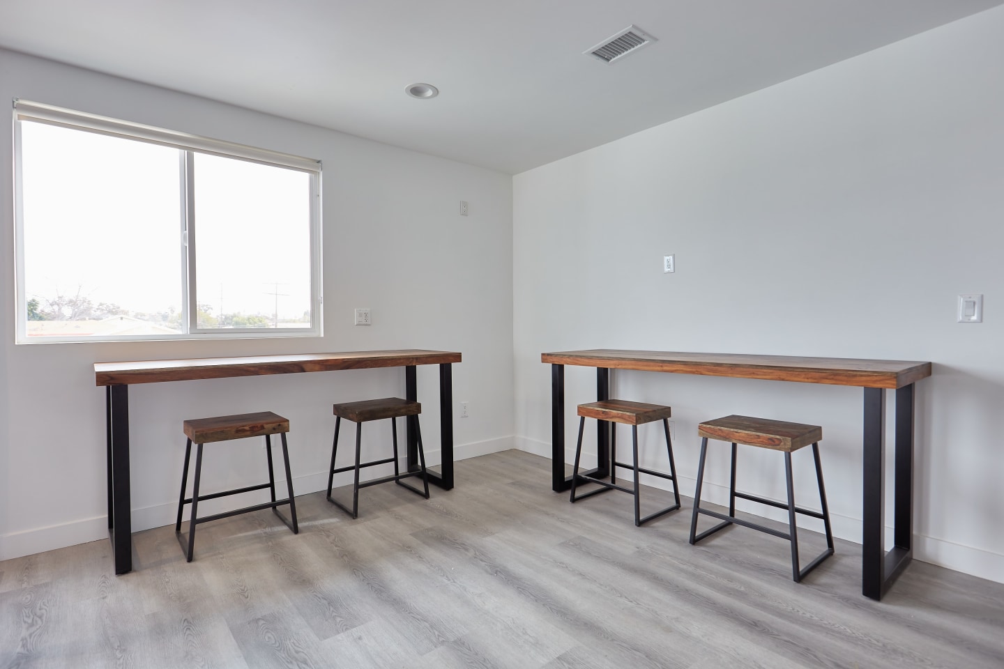 1430 W 37th Street - Co-Living Housing Image 12