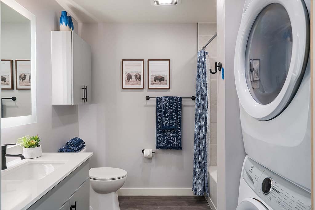 Bellevue10 Apartments Image 3