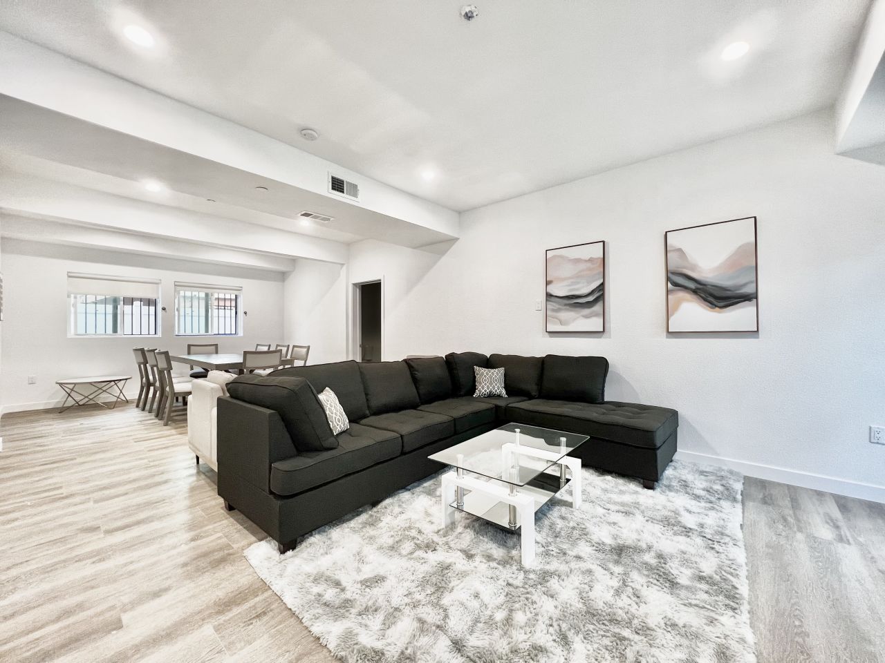 1414 W 36th Street Image 22