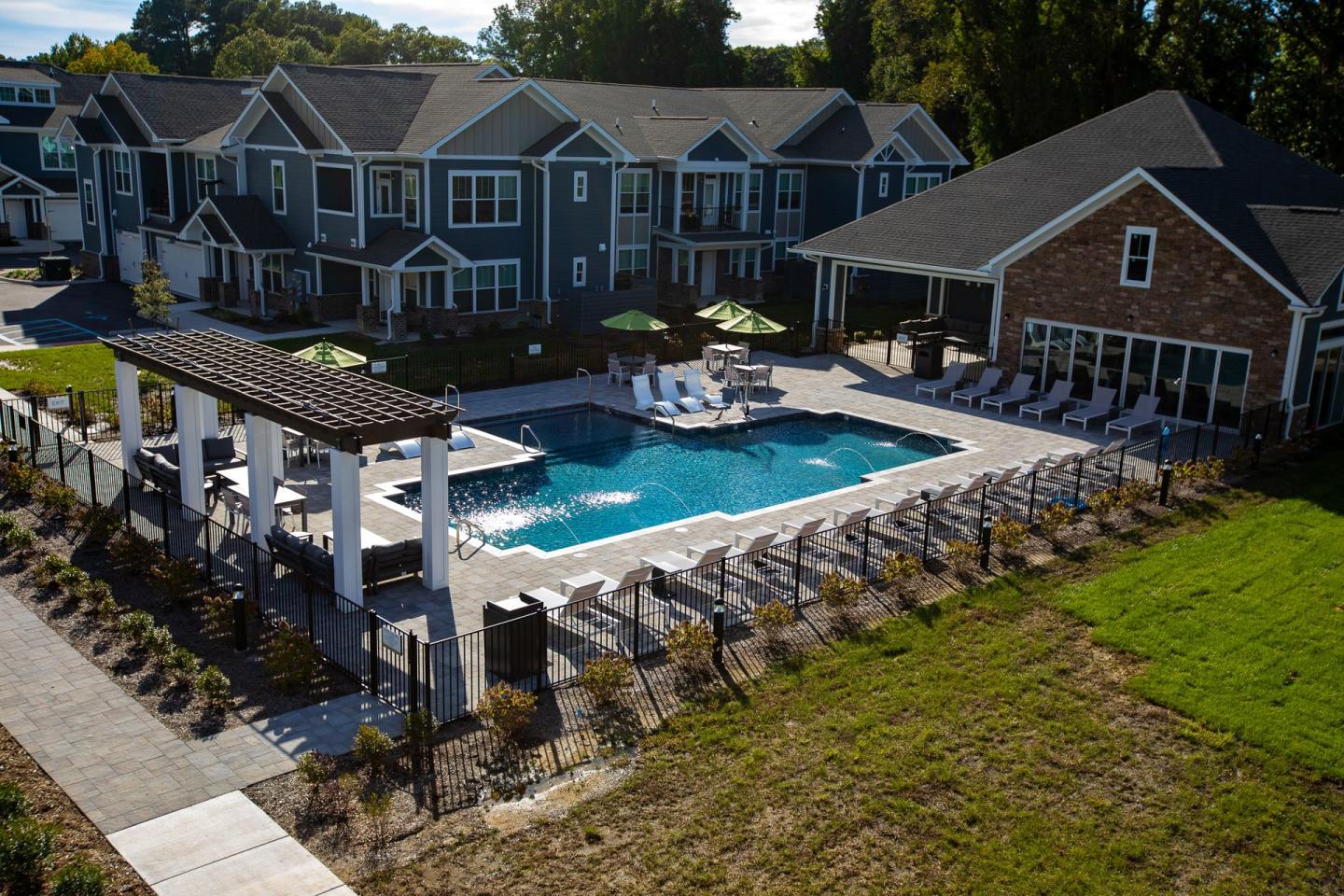 Lake Taylor Pointe Image 62