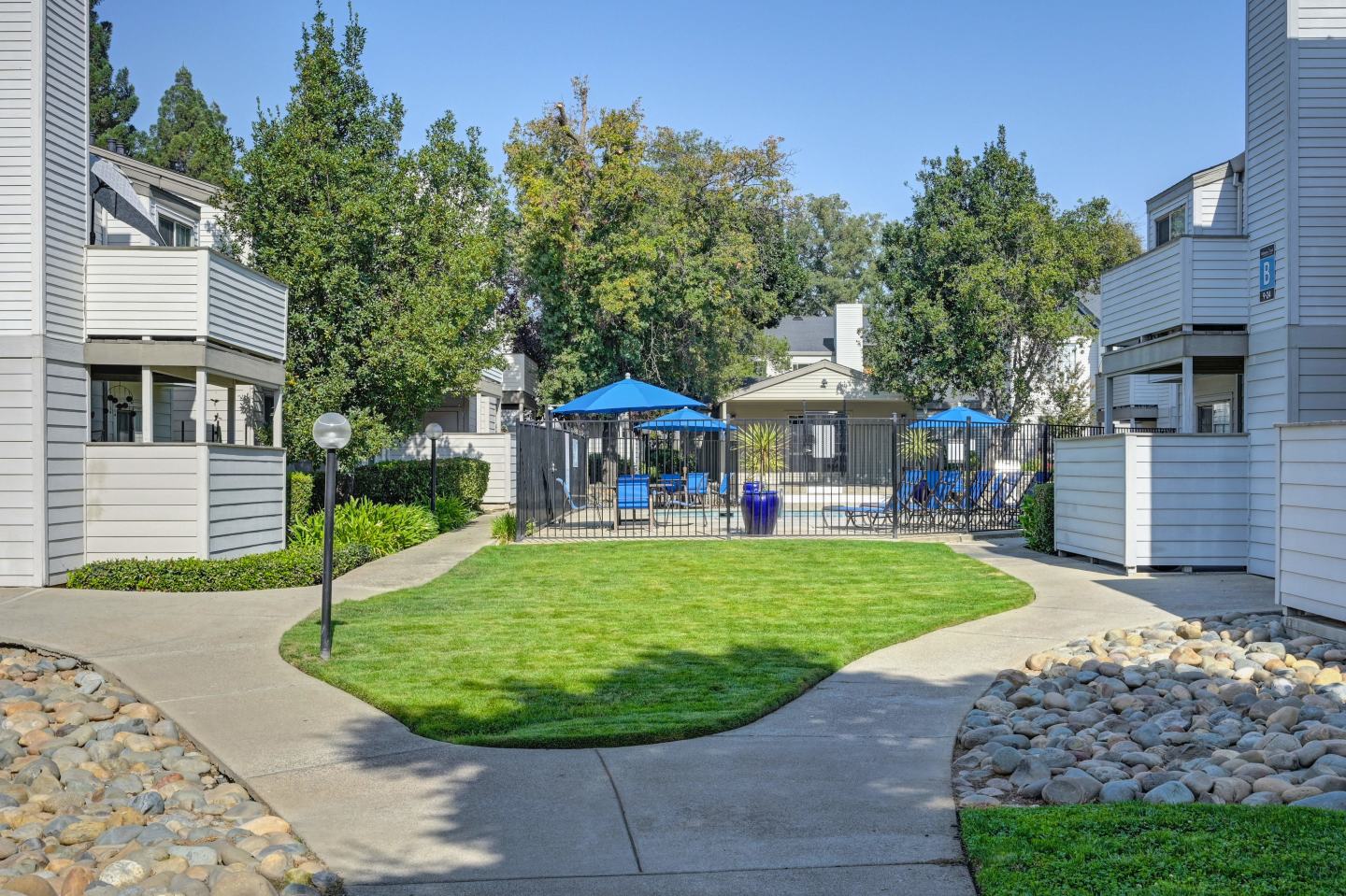 Cobblestone Creek Image 15