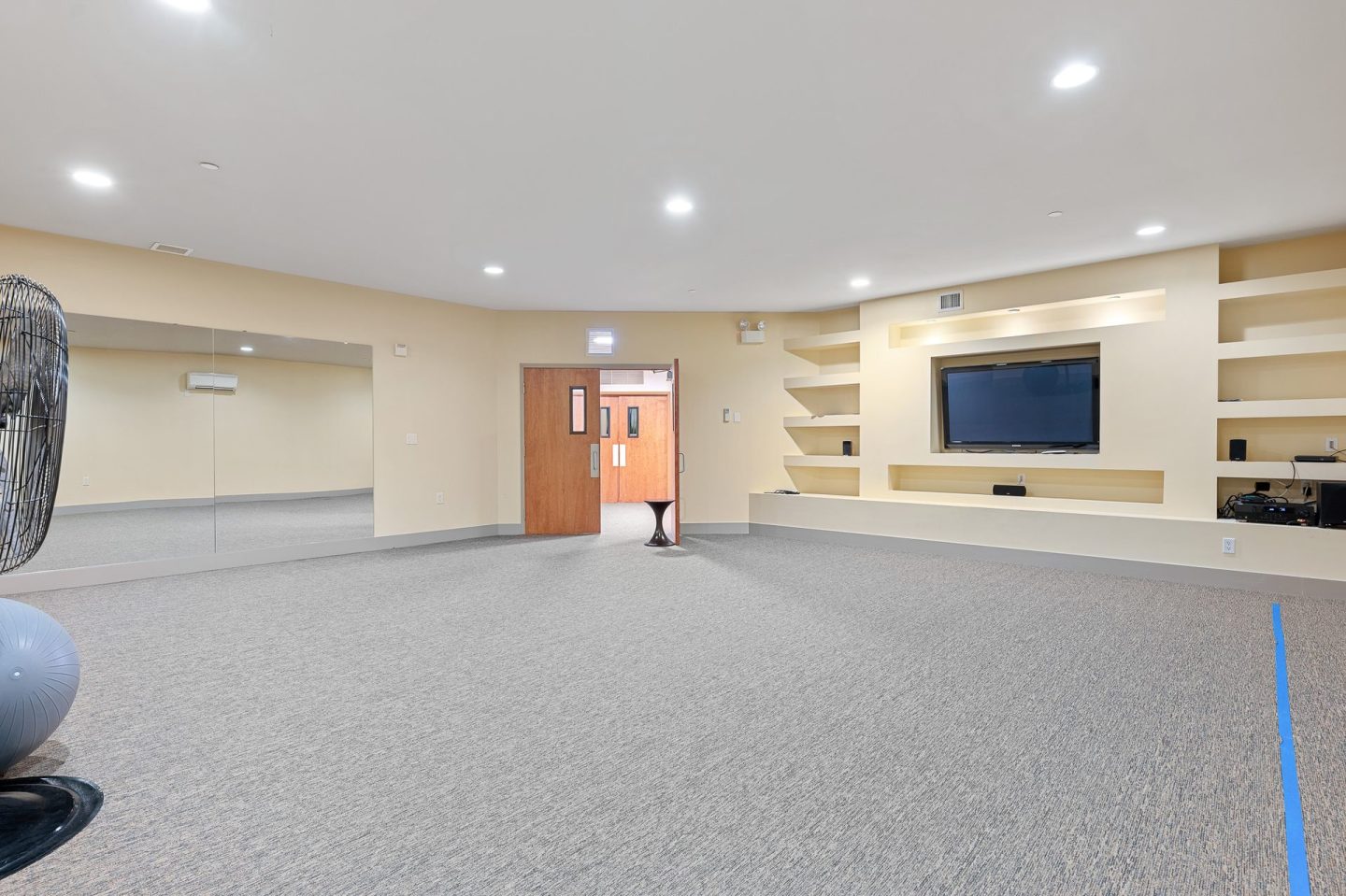 Bentley House Image 24