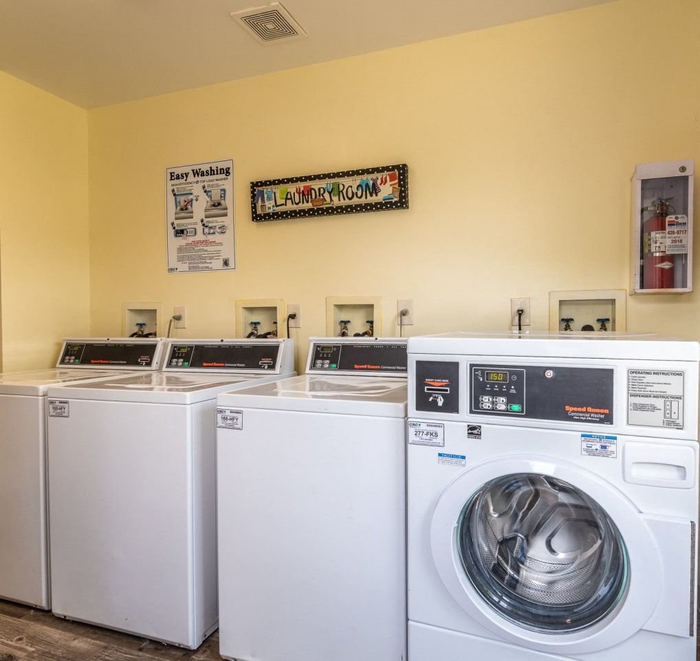 Meadow View Apartments & Townhomes Image 25