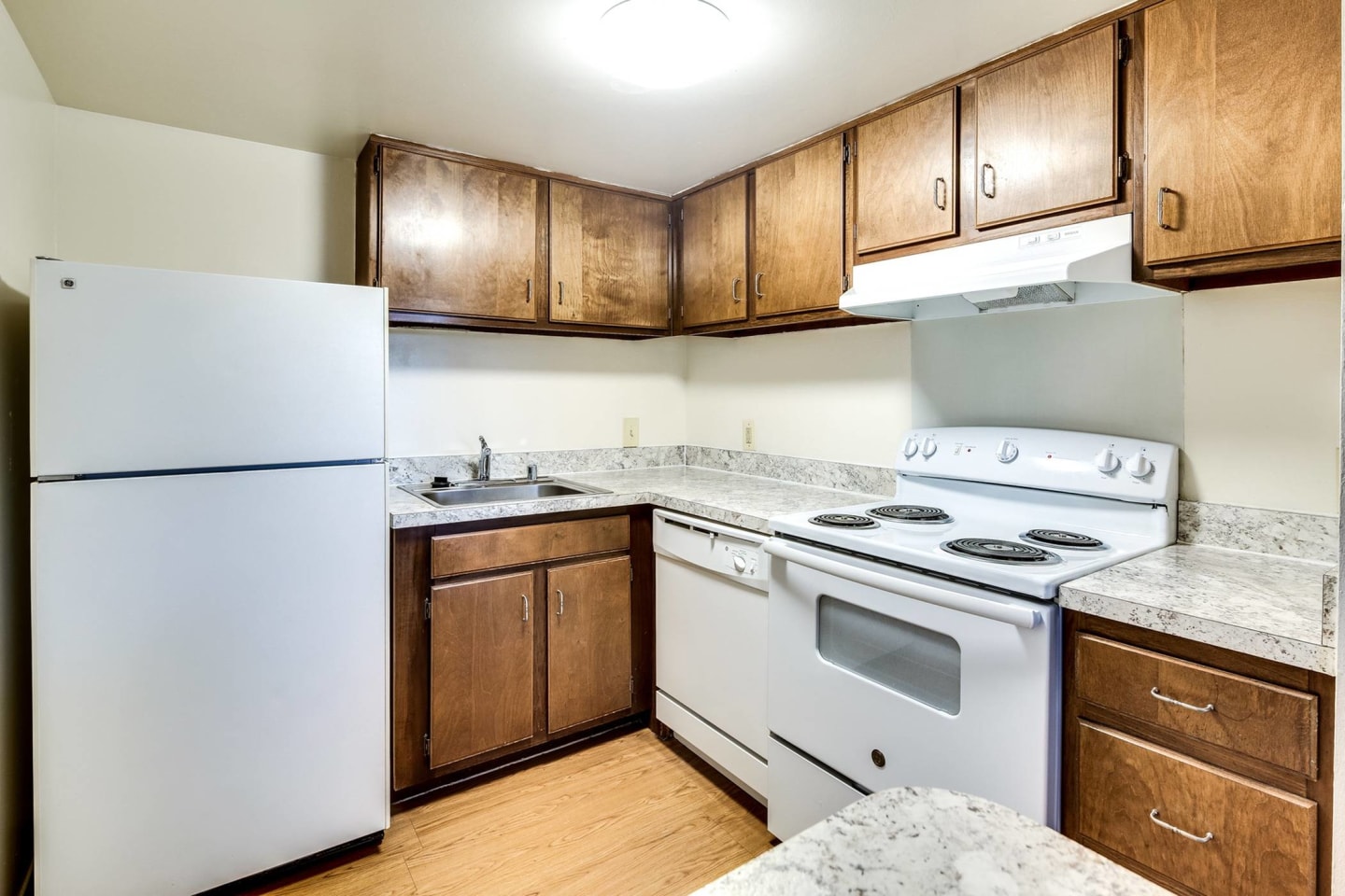 Meadow Creek Apartments Image 10