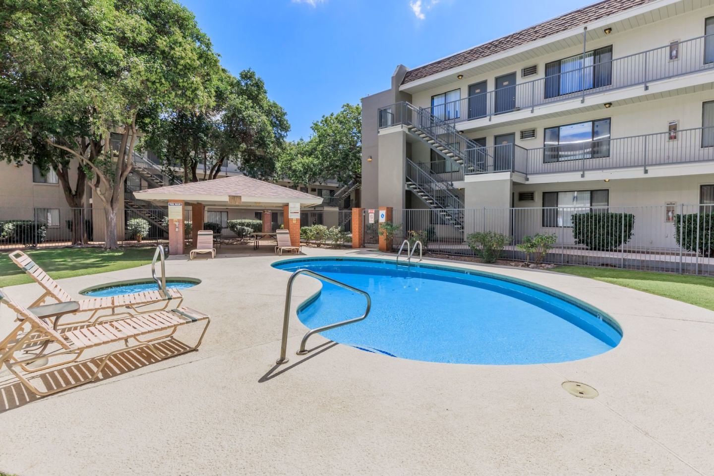 Sterling Pointe Image 3