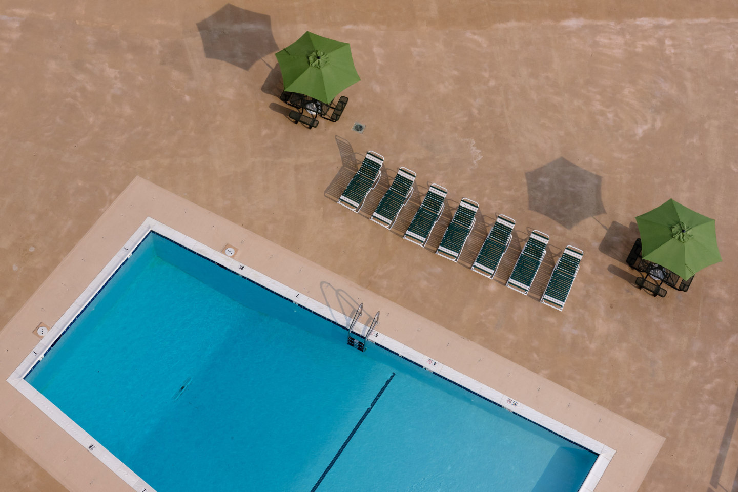 Hampton Plaza Image 6