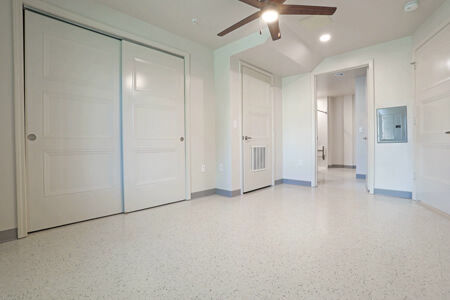Landmark 301-Senior Living Image 4