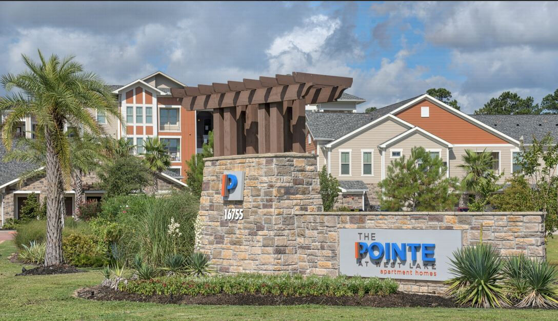 The Pointe at West Lake Image 10